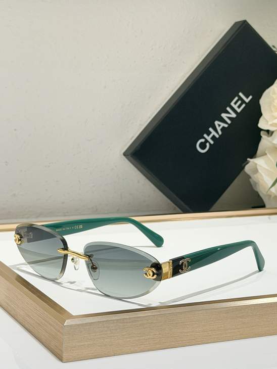 Picture of Chanel Sunglasses _SKUfw80881353fw